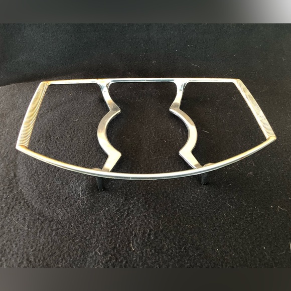 Pyrex 045 Golden Hearts 2 1/2 Qt Casserole Dish - Picture 5 of 5